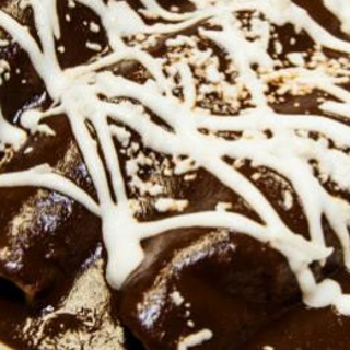 Enchiladas de Pollo con Mole Oaxaqueño (Copy)